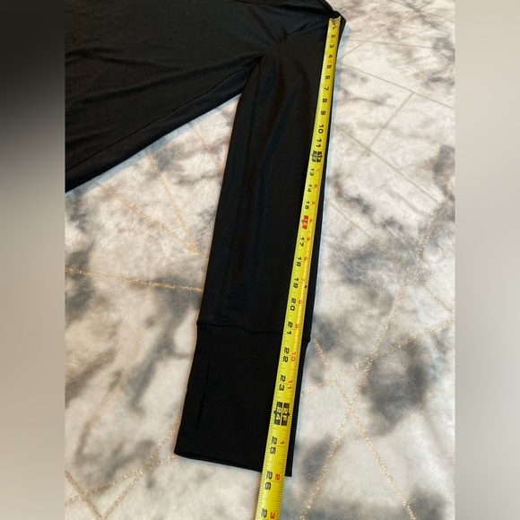 Athleta Lightweight Top - Picture 11 of 13